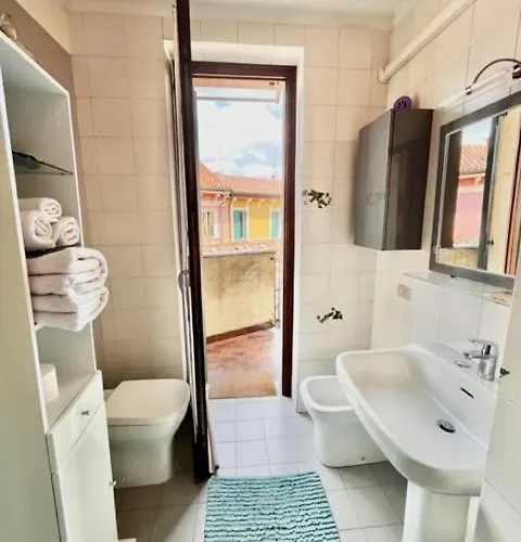 Pensión Casanova 3*